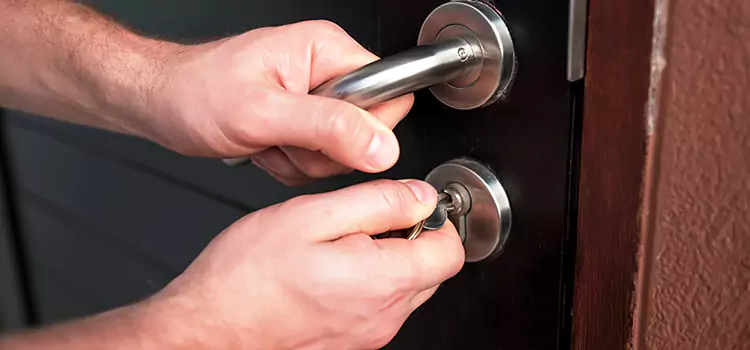 Door Closer Repair & Installation Redmond
